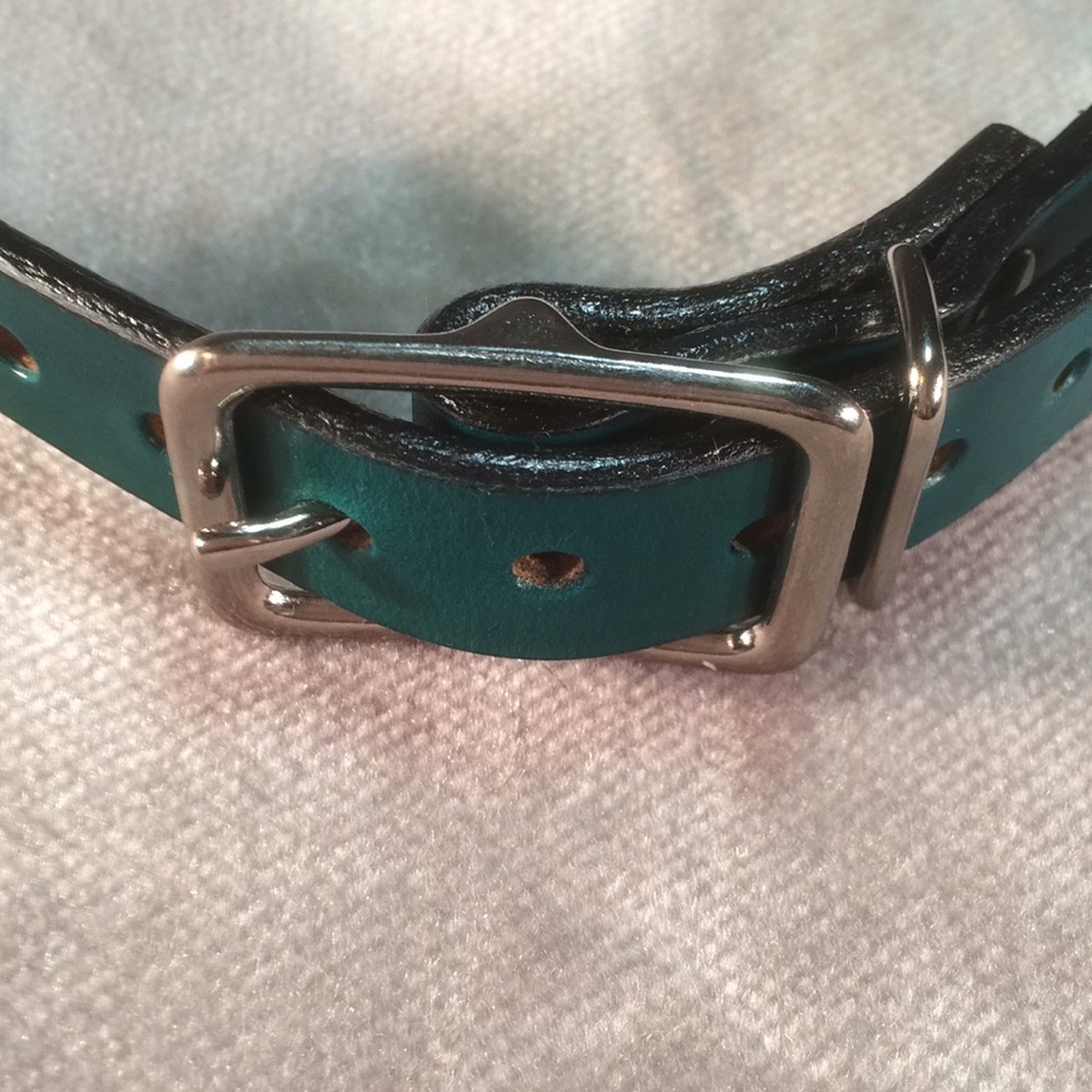 Teal Leather Choker with Cross Medallion - Picture 4 of 5